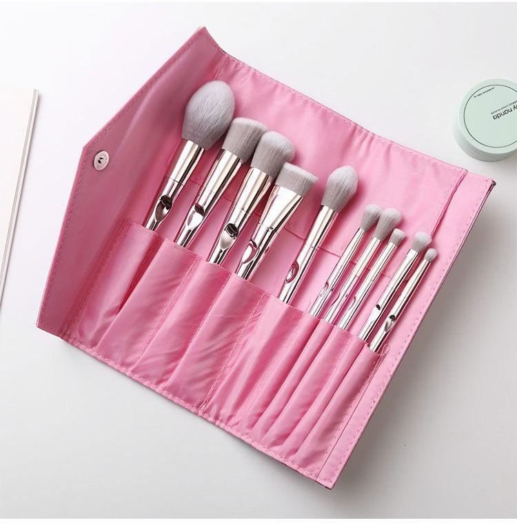 Makeup brush Makeup brush